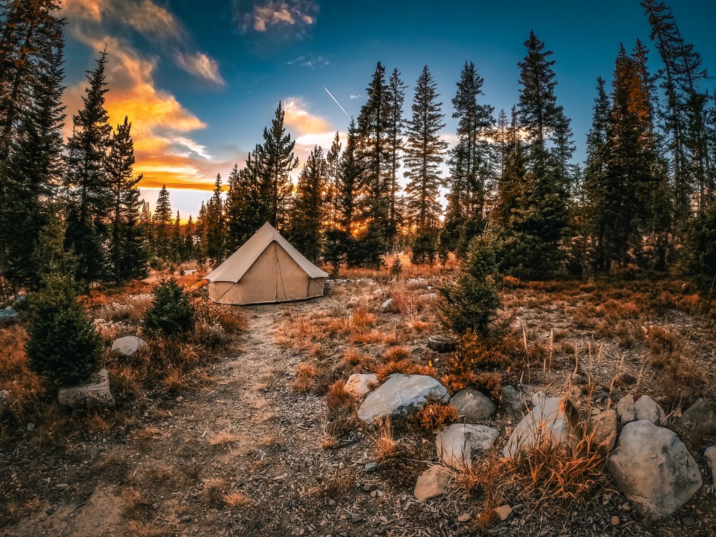 The White Duck Canvas 13’ Regatta Bell Tent: A Reliable Base Camp for Extended&nbsp;Adventures